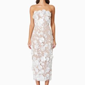 Elliatt Helena Strapless Midi Dress In White XS